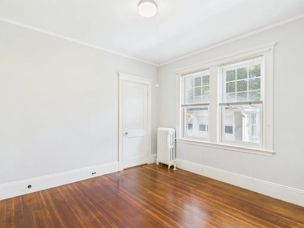 1120 Centre St, Newton Center