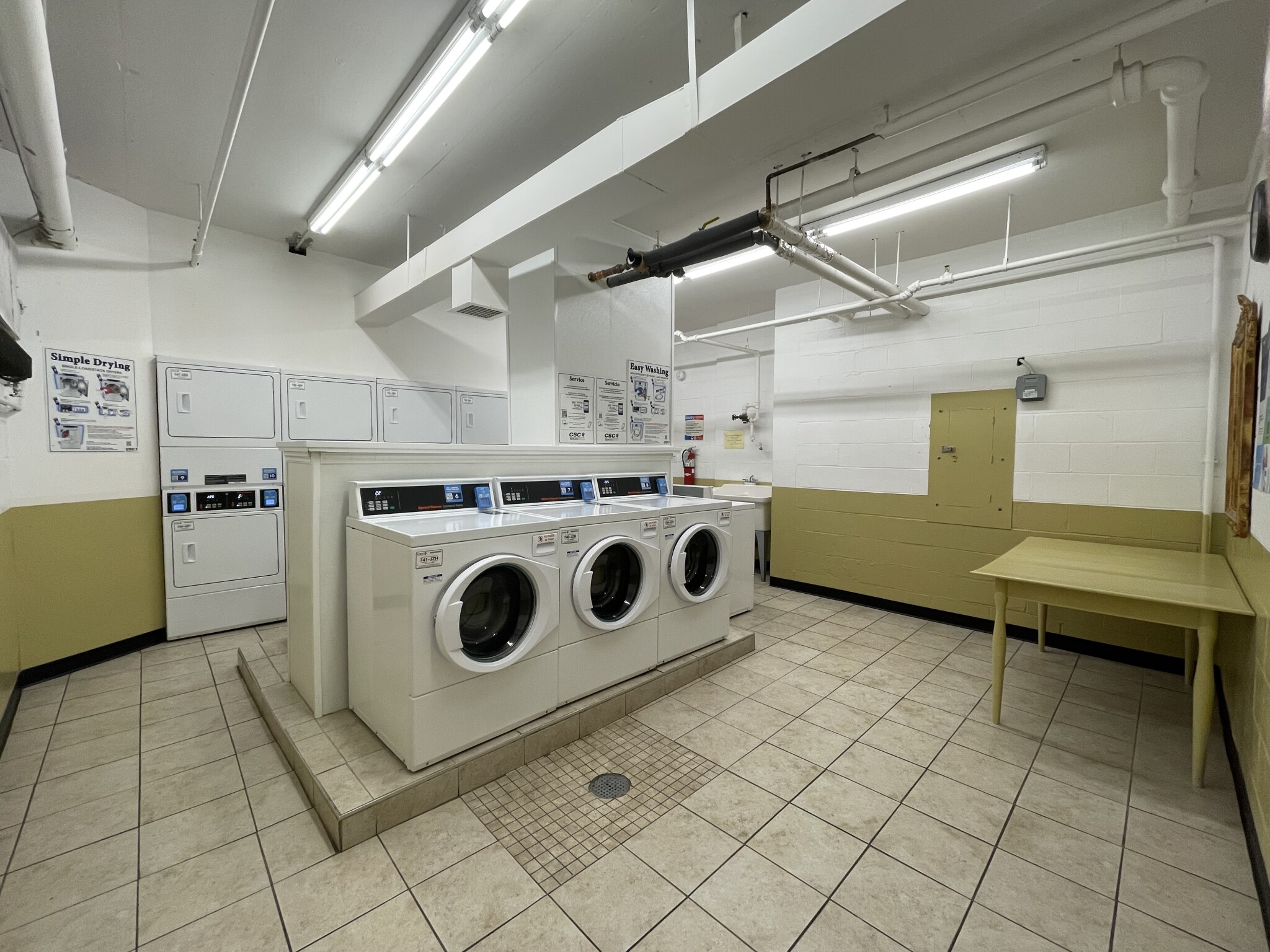 101 Monmouth St, Longwood