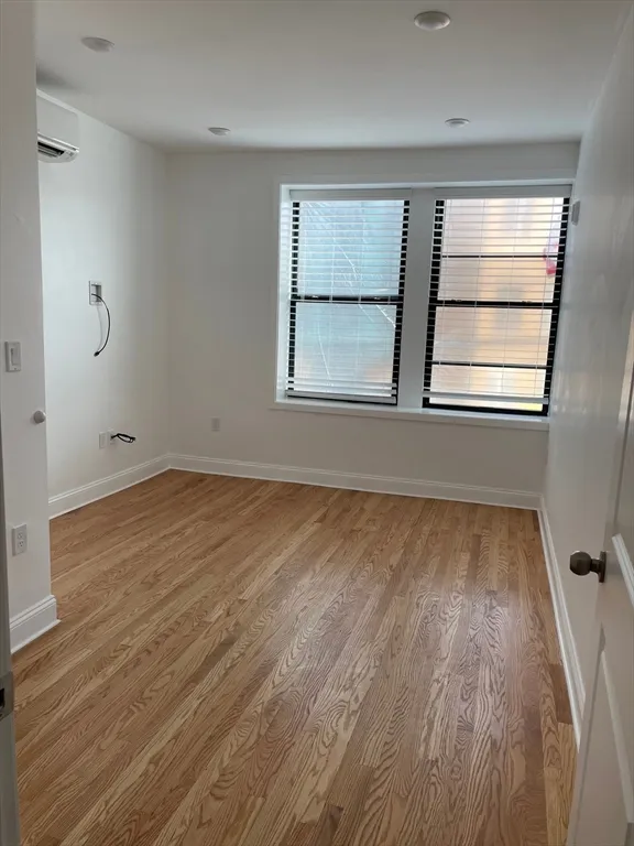 52 Washington Ave, Chelsea