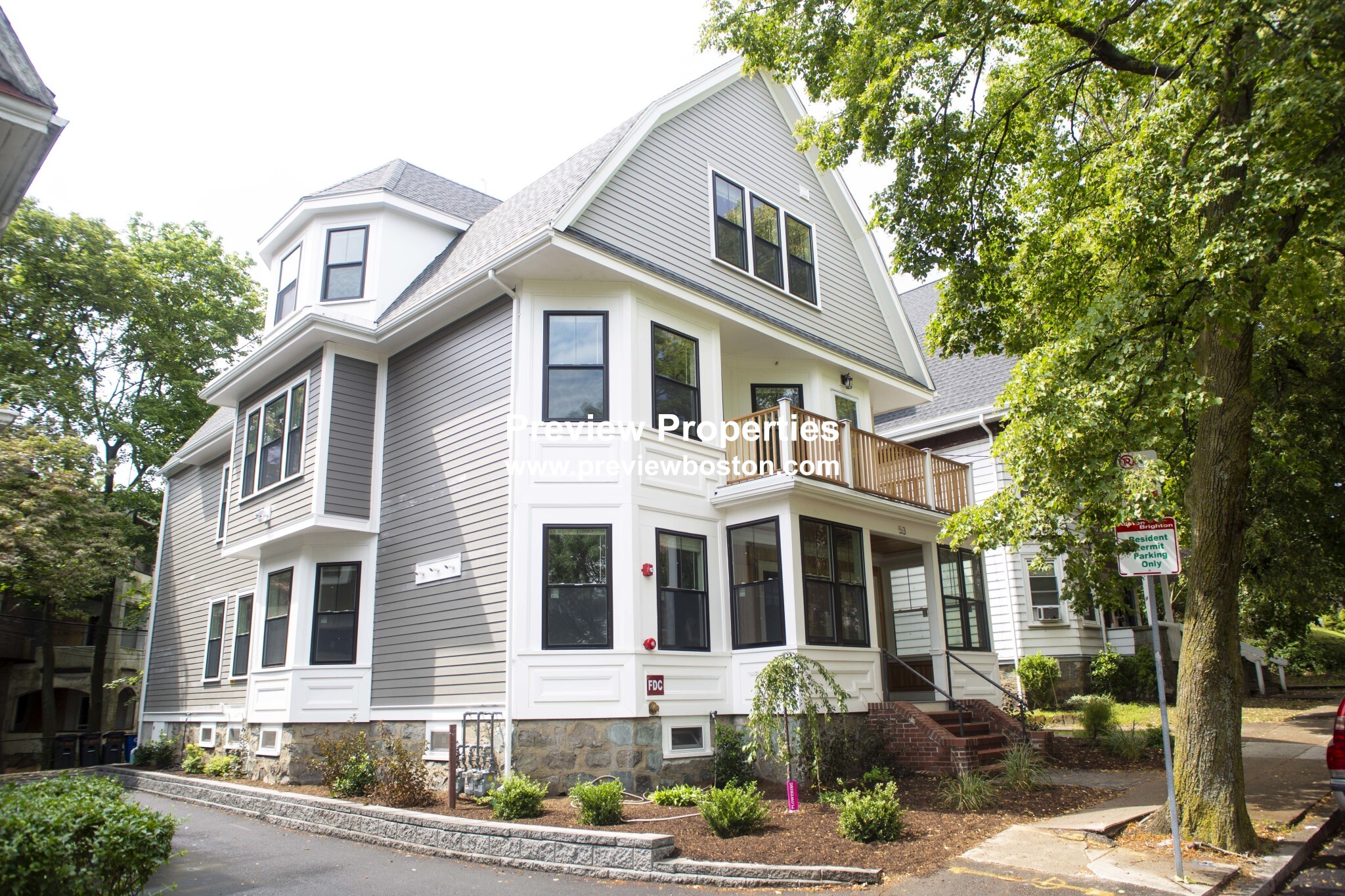 53 Quint Ave, Allston