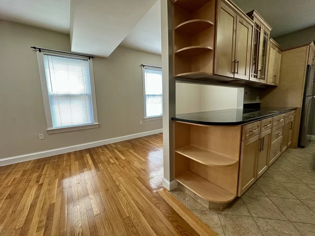 22 Sewall St, Winter Hill