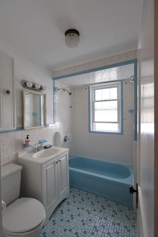 39 Trowbridge, East Arlington