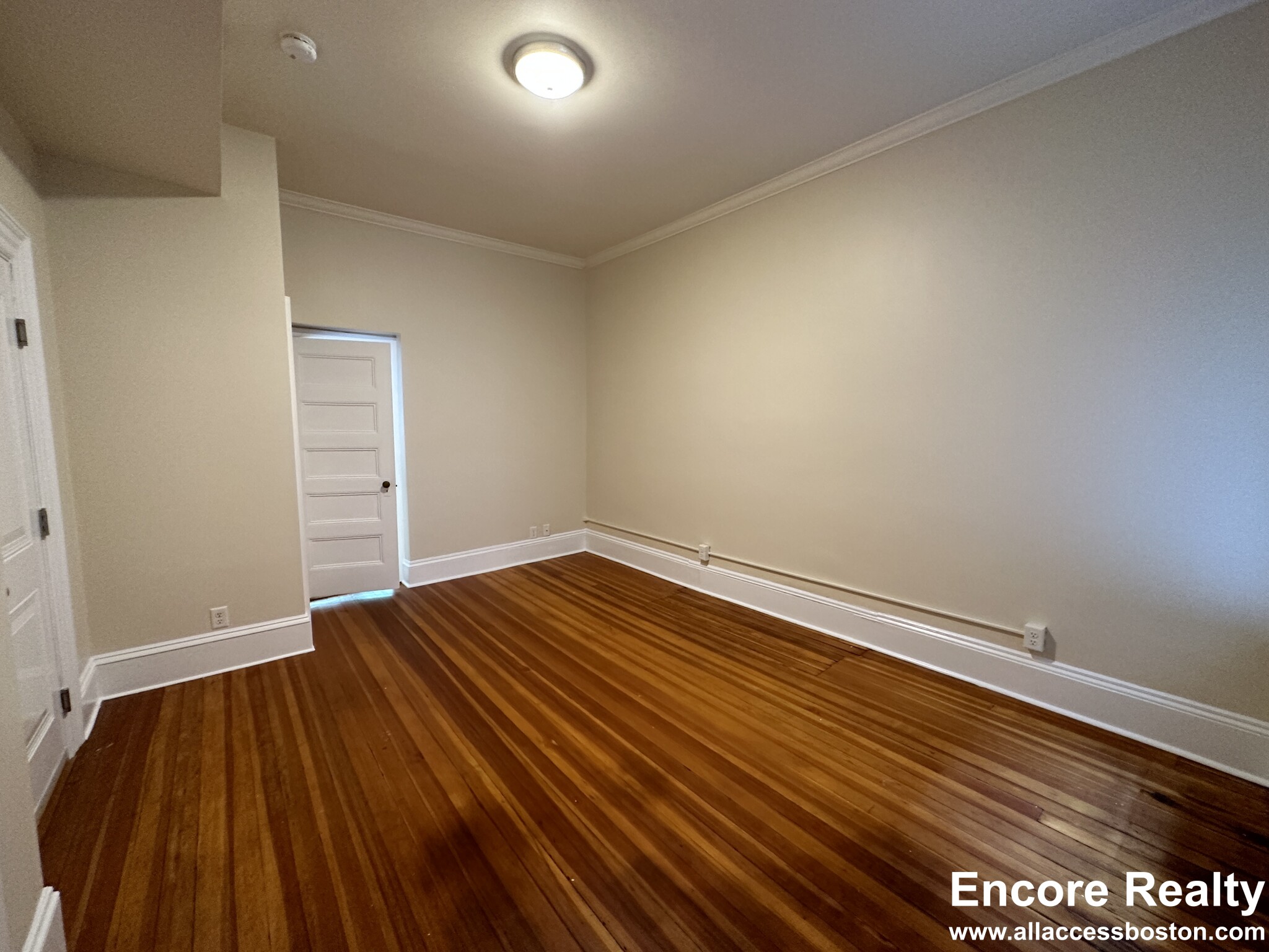 1463 Beacon St, Griggs Park