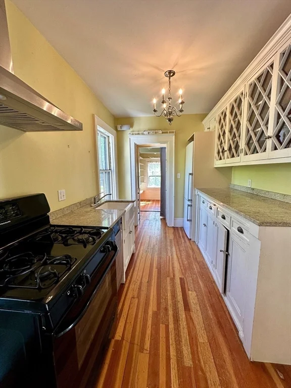 984 Chestnut St, Newton Upper Falls