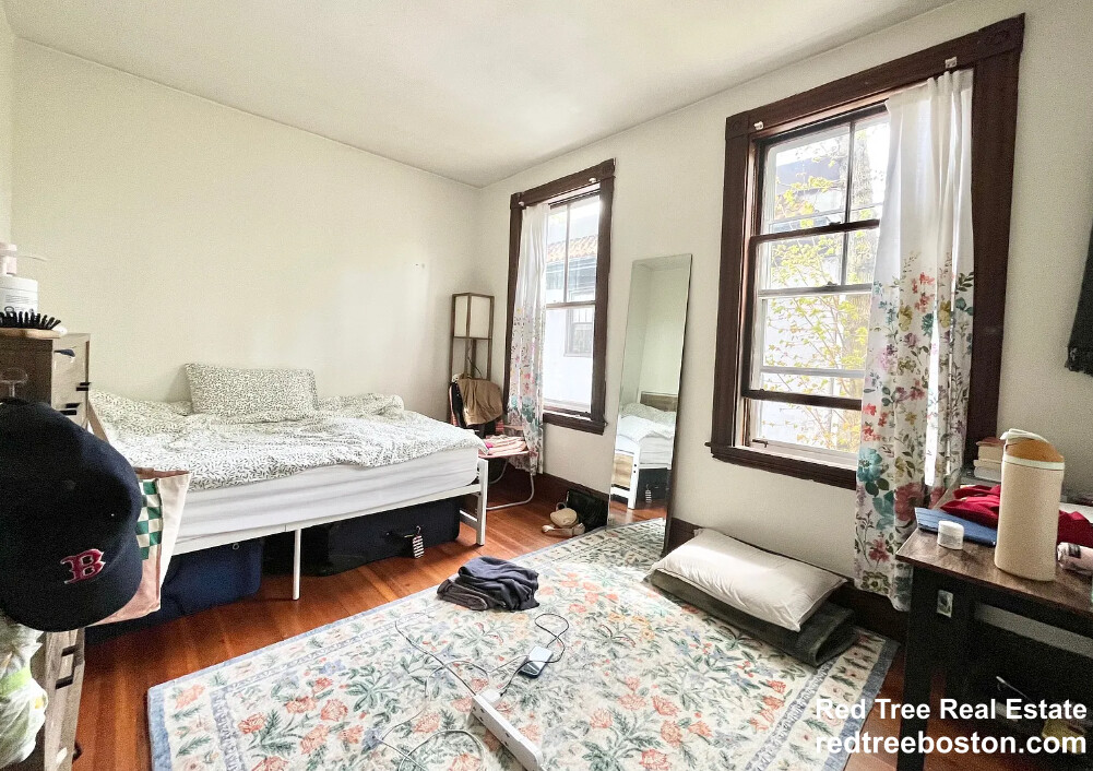 41 Gordon St, Allston