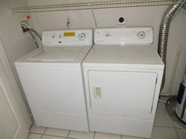 86 E Howard St, Quincy