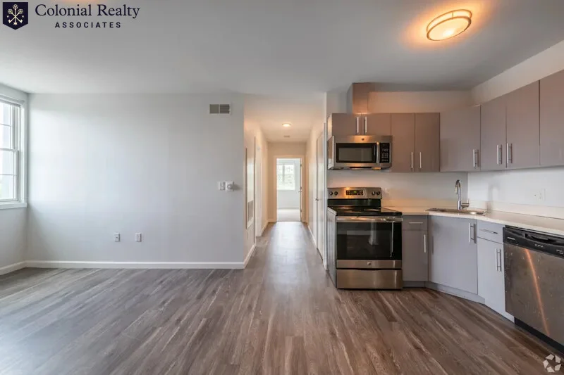 1505 Commonwealth Ave, Brighton