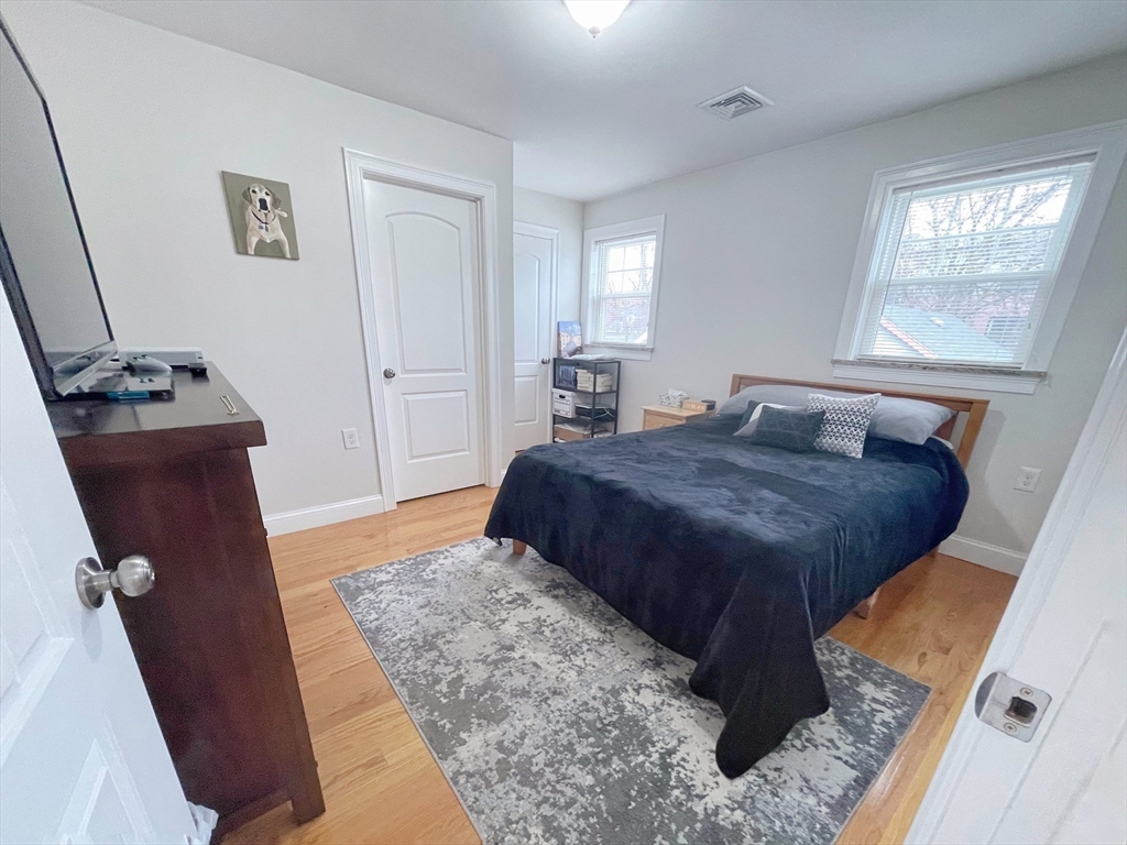 1 Emmet Pl, East Boston