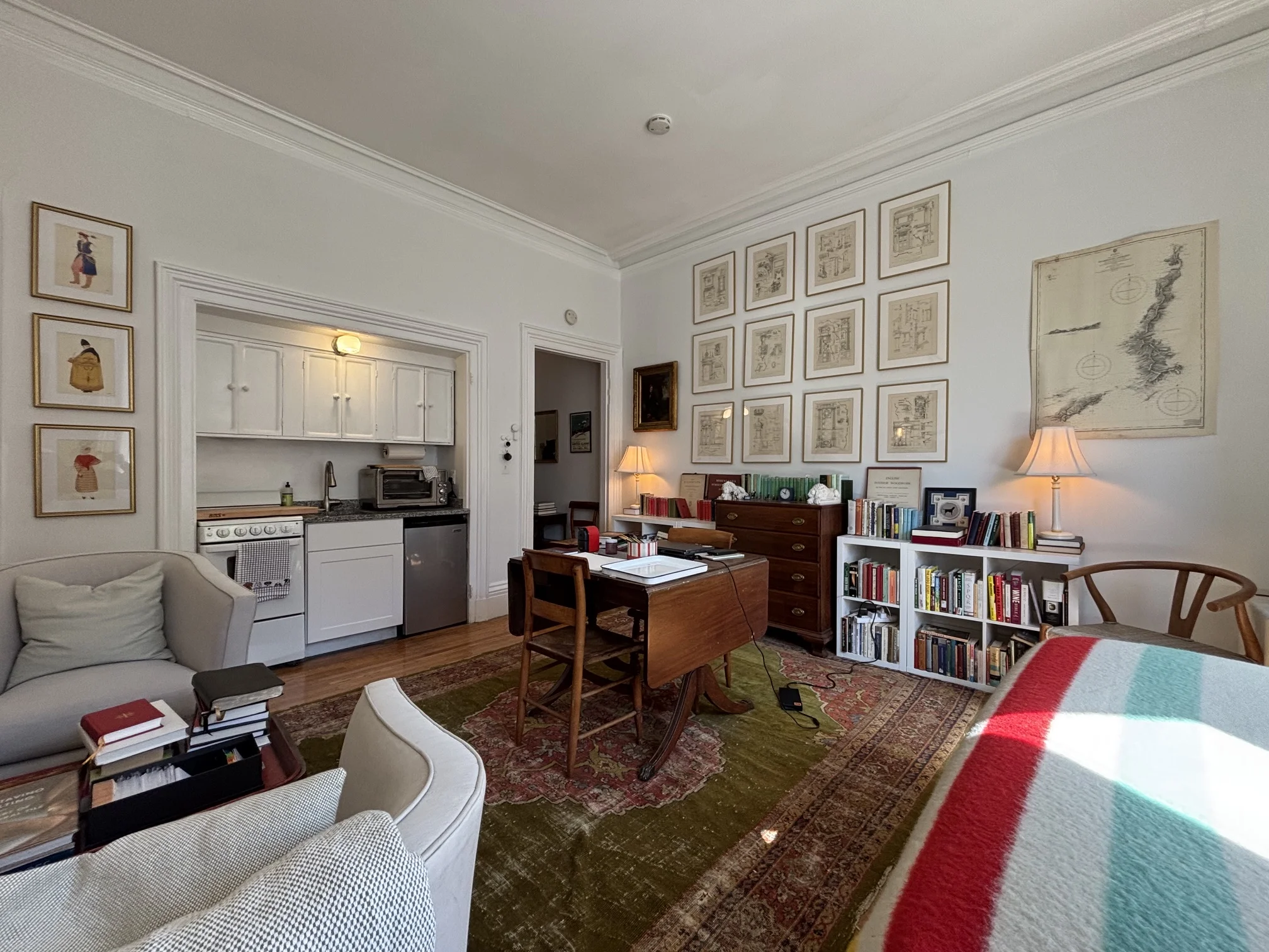 98 Charles St, Beacon Hill