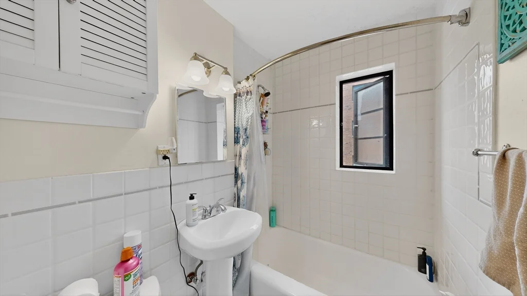 79 Sutherland Rd, Brighton