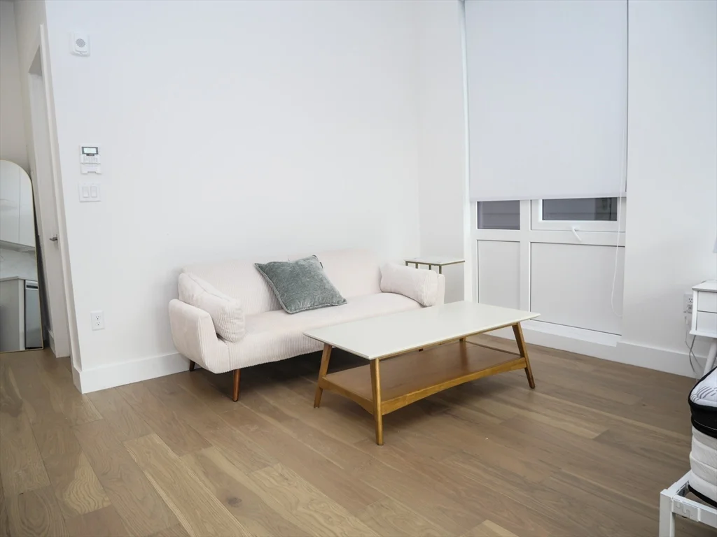 38 Hichborn, Brighton