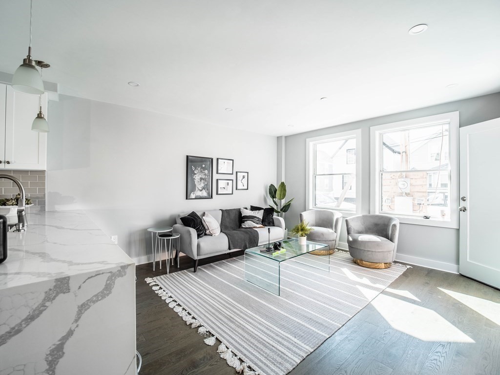 58 Byron St, East Boston