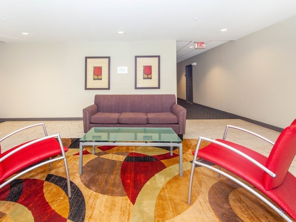 99 Chestnut Hill Ave, Brighton