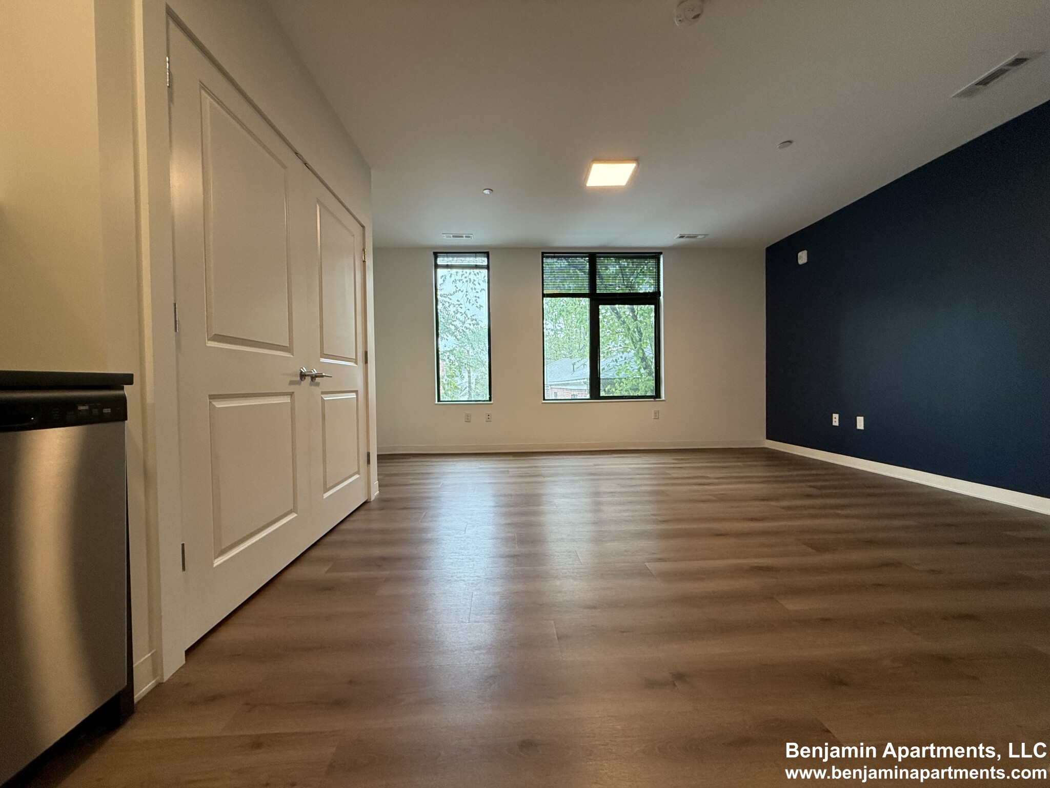 89 Brighton Ave, Allston