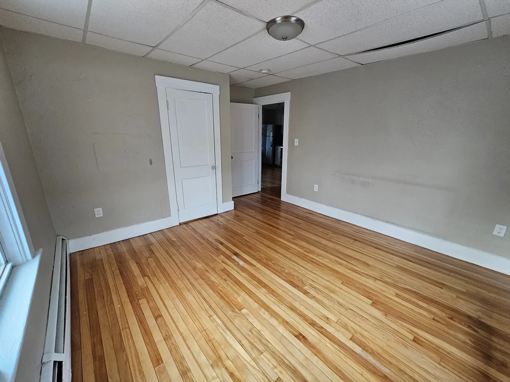 333 Oak Hill Rd, Fitchburg