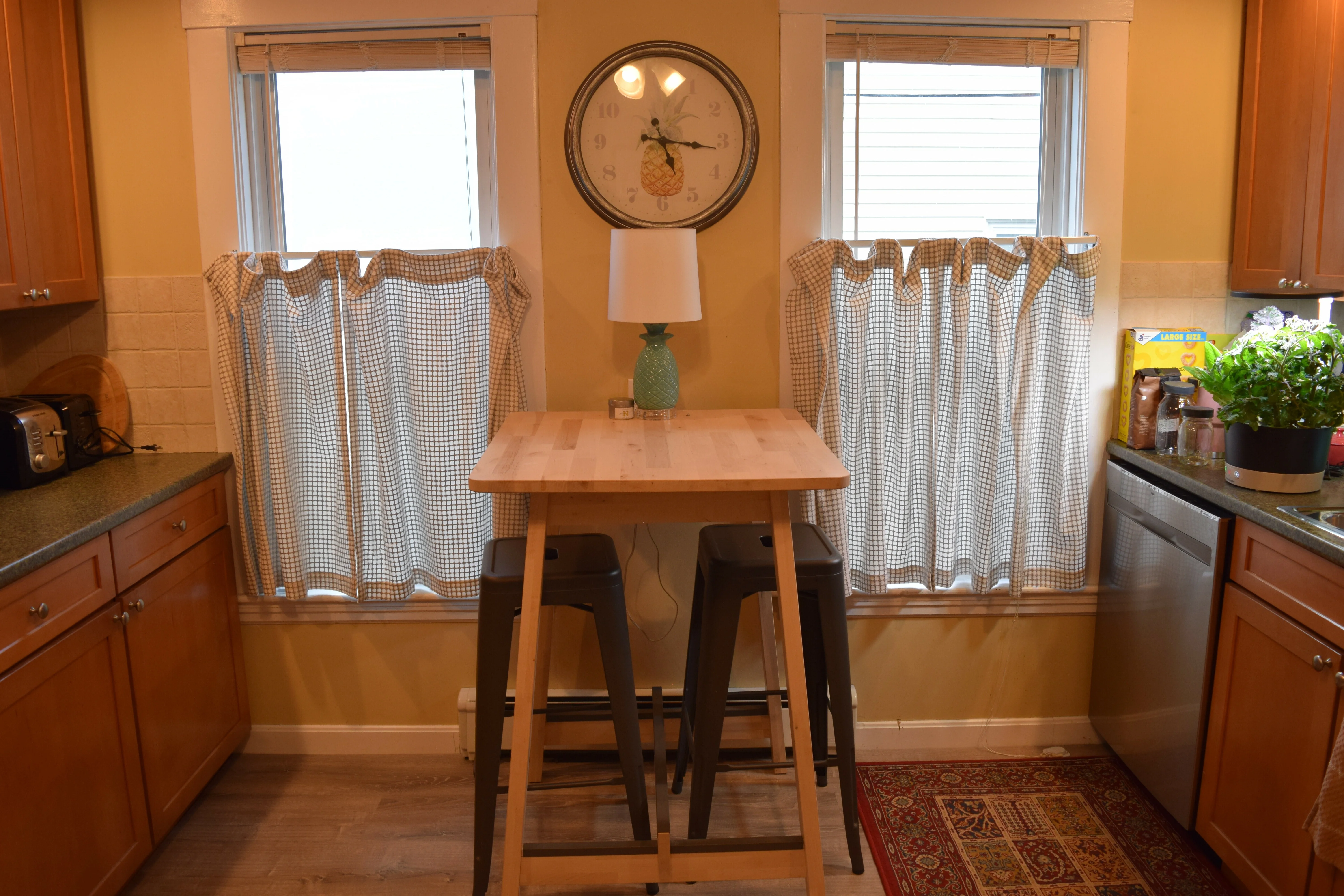 1065 Broadway, Teele Square