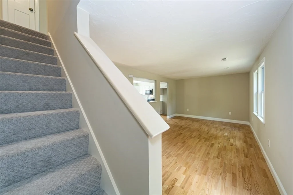 7 Sherman Ter, Natick