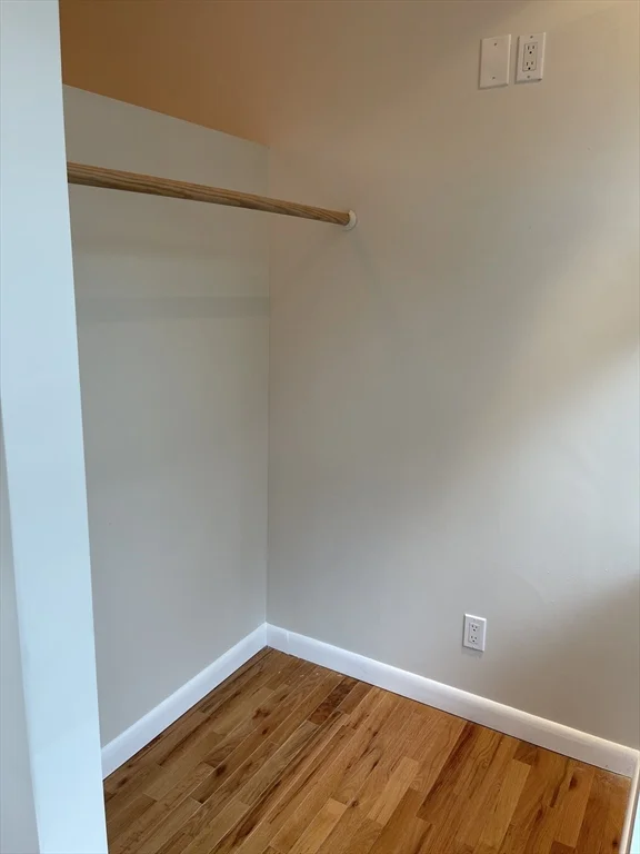 20 Boylston St, Lowell