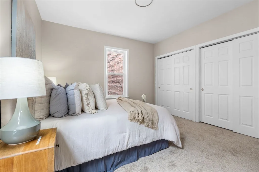 362 Silver St, South Boston