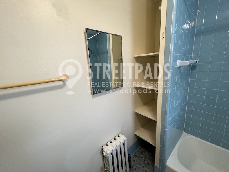 381 Harvard St, Mid-Cambridge