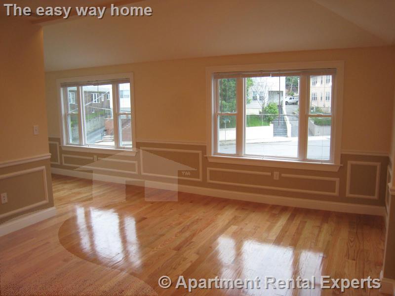 614 Main St, Magoun Square