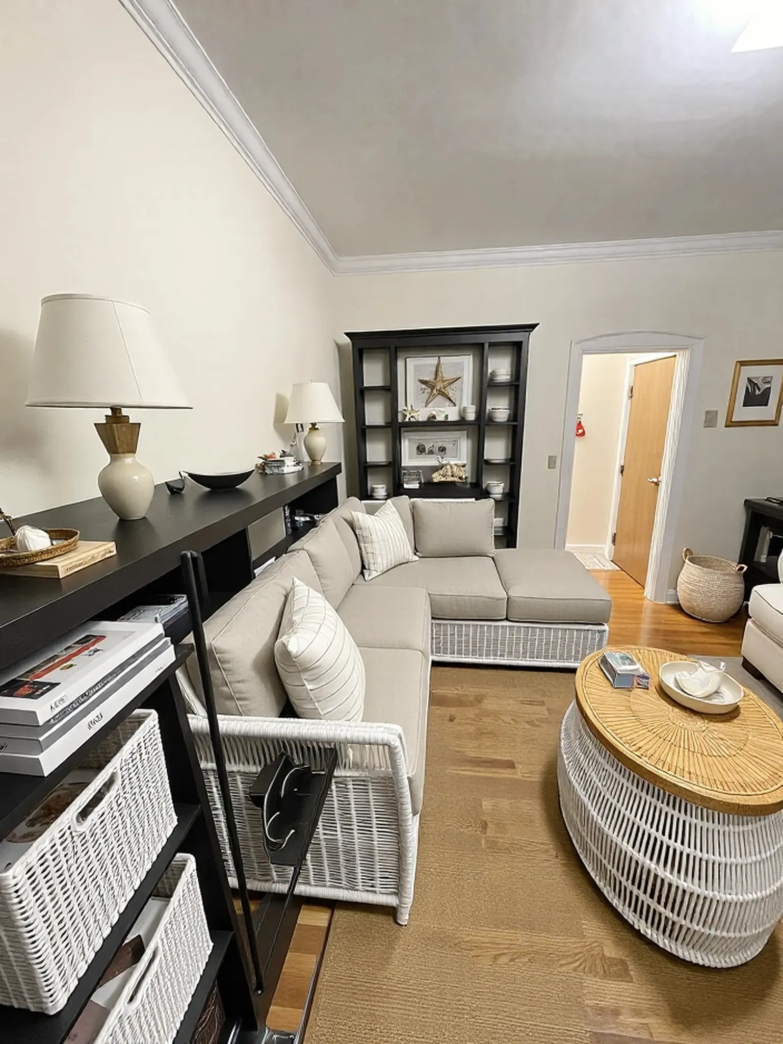 4 Park Vale Ave, Allston