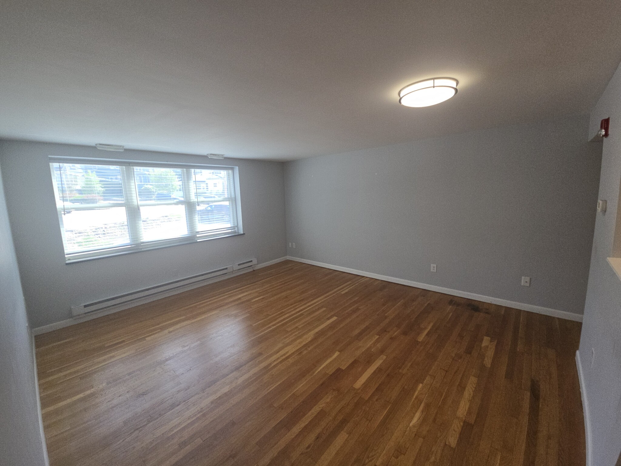 530 Vfw Pkwy, West Roxbury