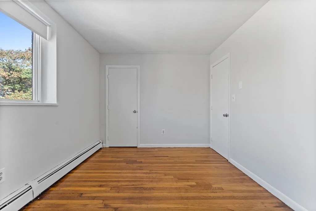 580 Cummins Highway, Mattapan