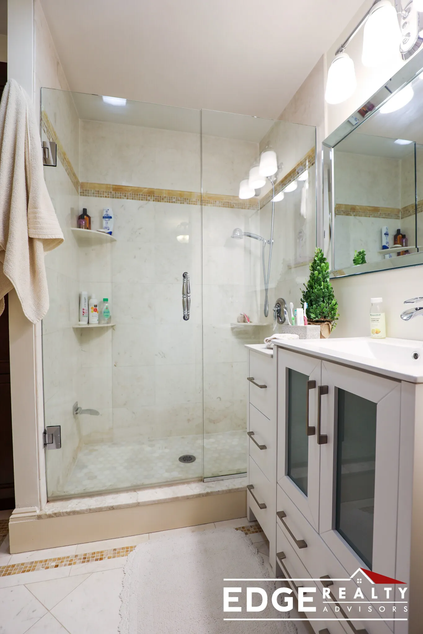 27 Turner St, Oak Square