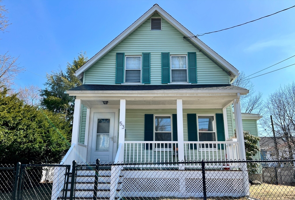 53 Henderson St, Arlington