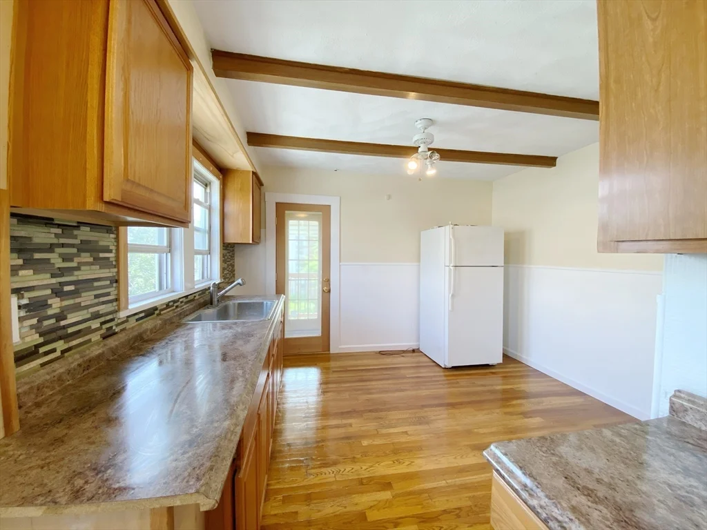 9 Crest Hill Rd, Ten Hills