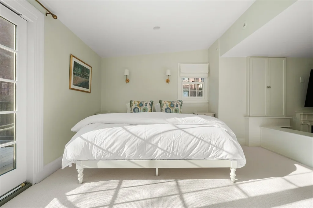 3 Mt Vernon Sq, Beacon Hill