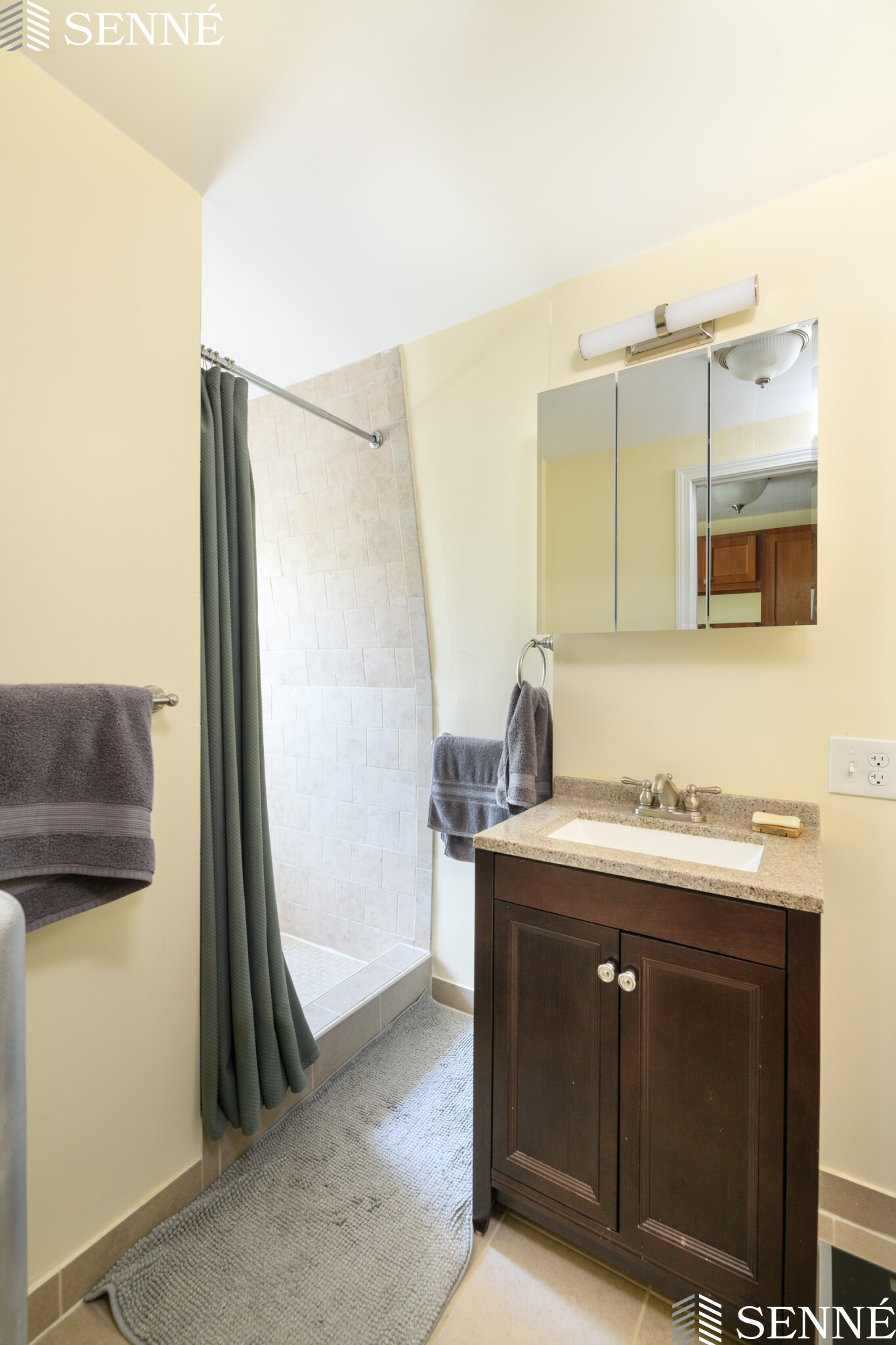 49 Laurel St, Ward Two