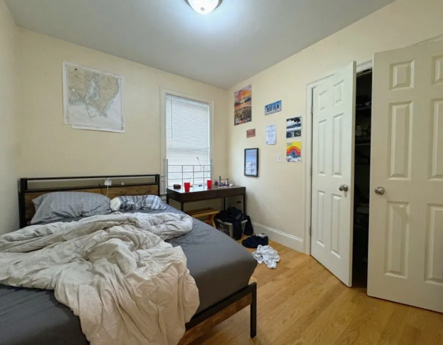 35 Pratt St, Allston