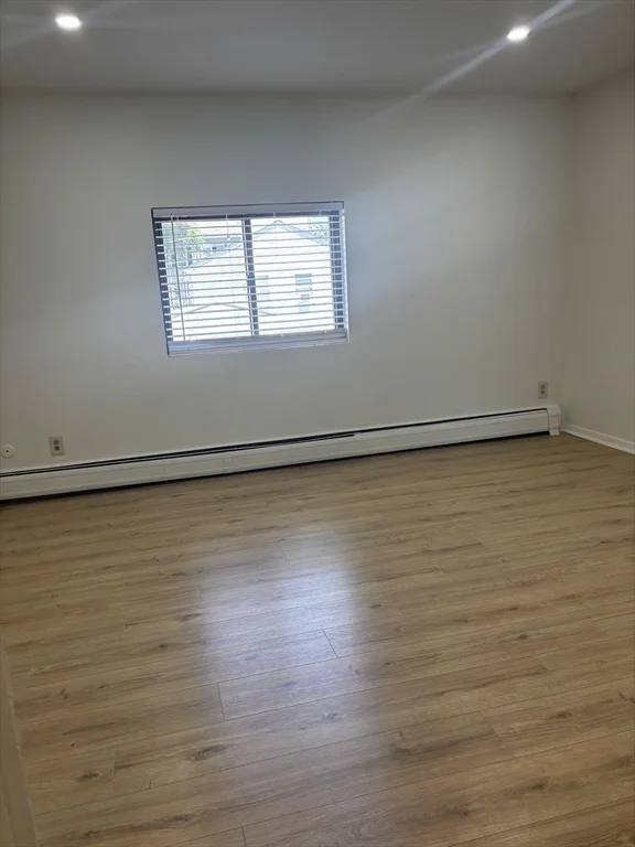 146 Willow St, Waltham