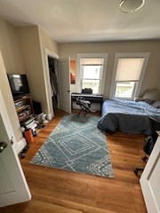 1590 Cambridge St, Mid-Cambridge