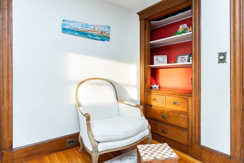 322 Humphrey St, Swampscott