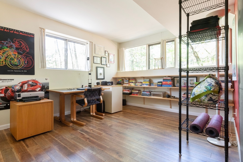 7 Partridge Rd, Lexington