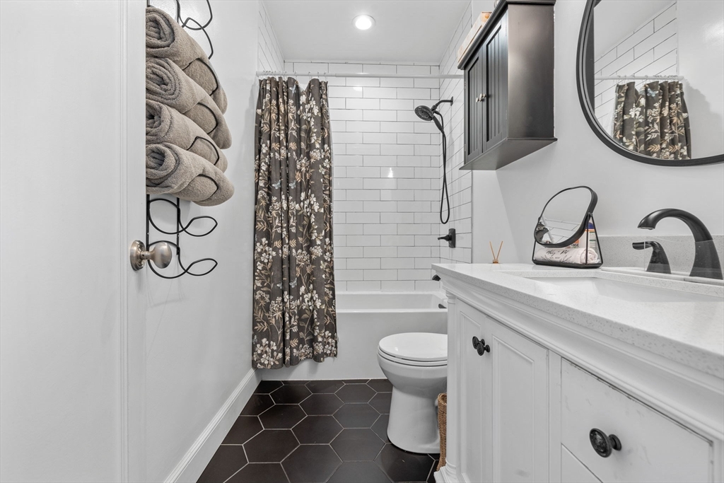 7 Stillman Pl, North End