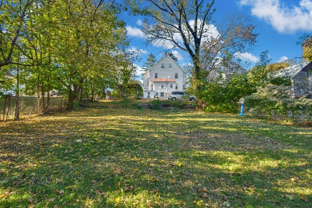 10 Middle, Newton