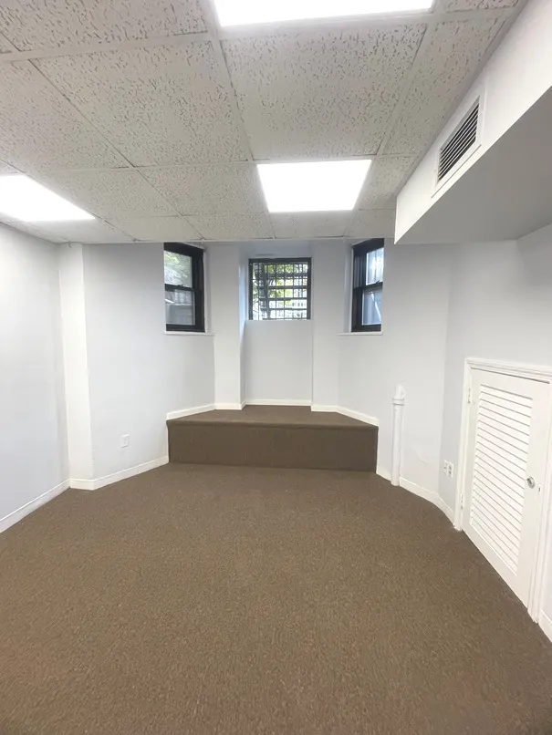 475 Commonwealth Ave, Fenway