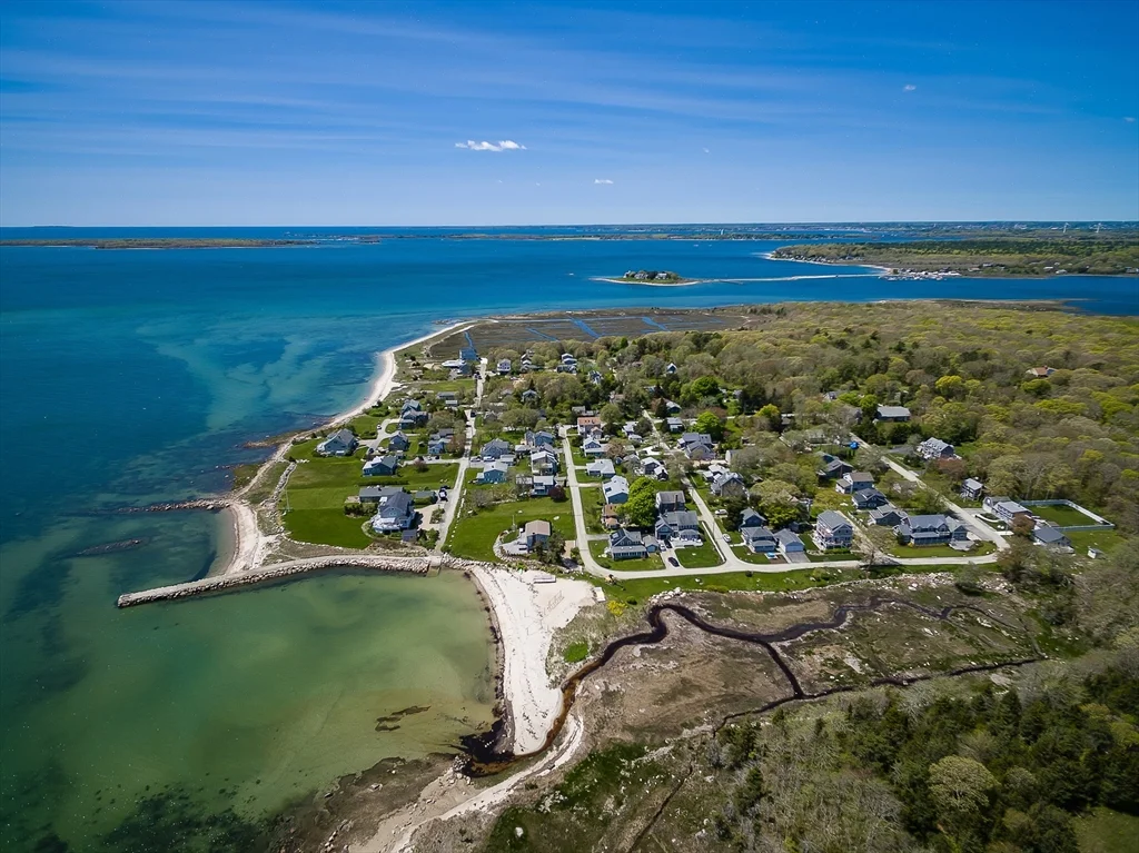 26 Mattakiset Rd, Antassawamock