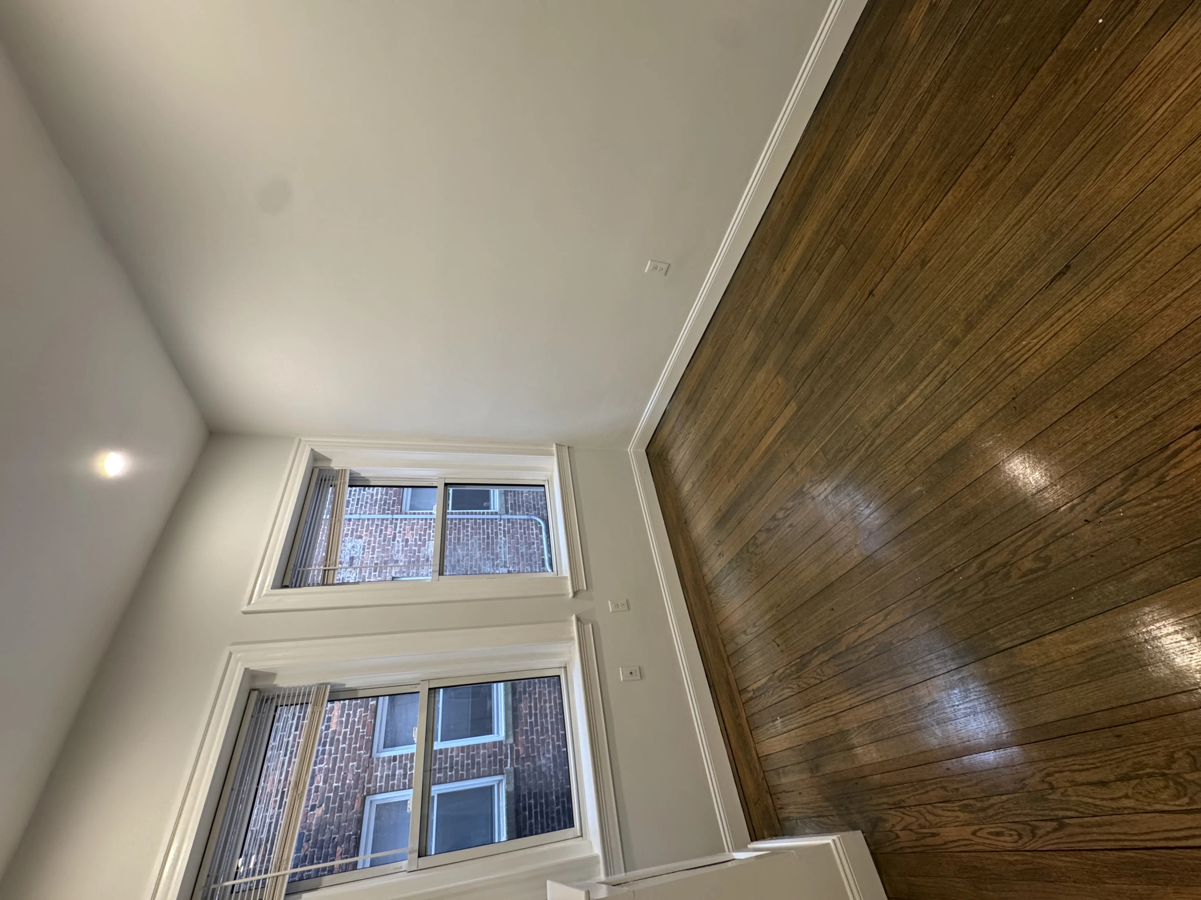 19 Queensberry St, Fenway