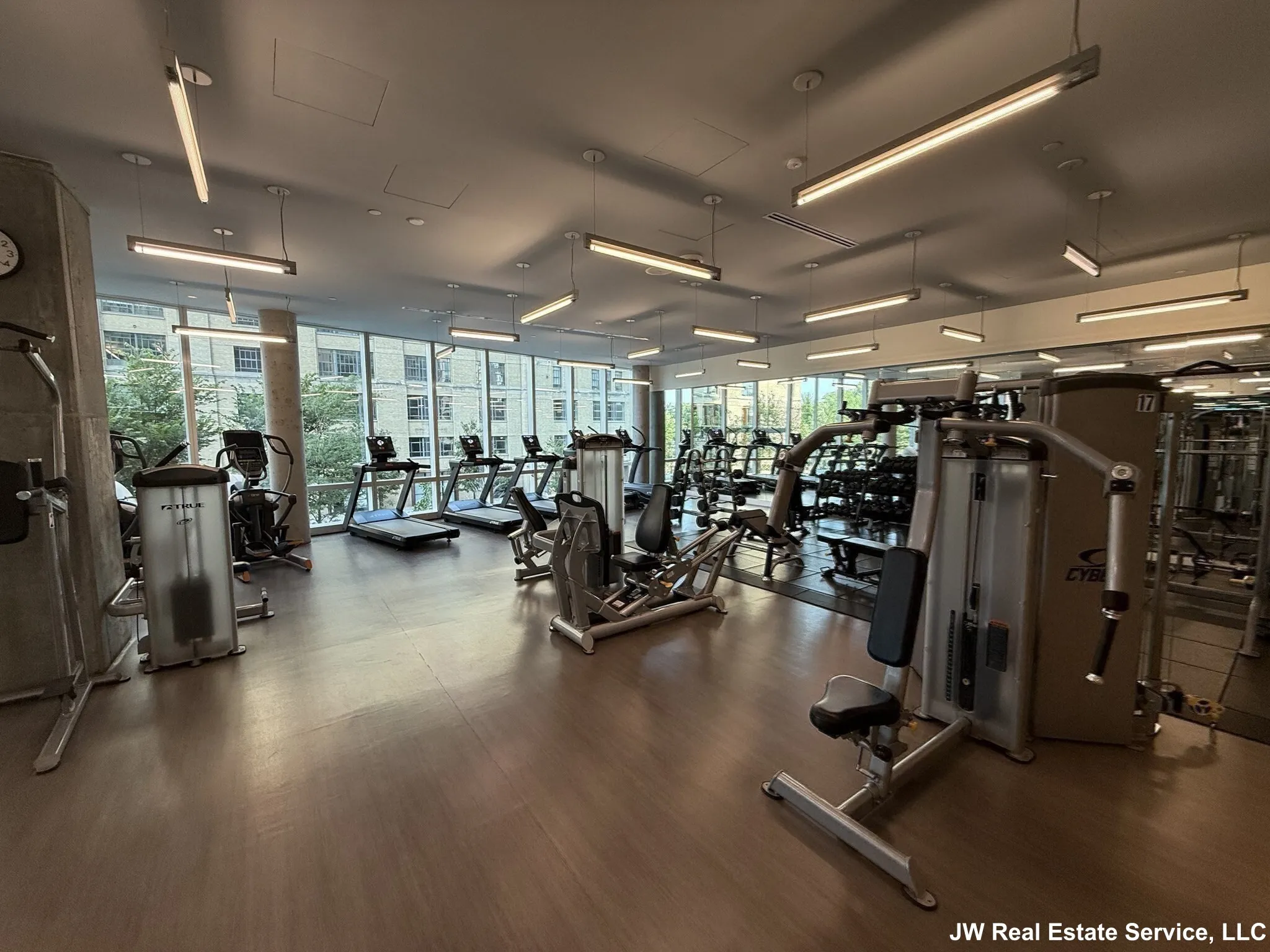 188 Brookline Ave, Fenway