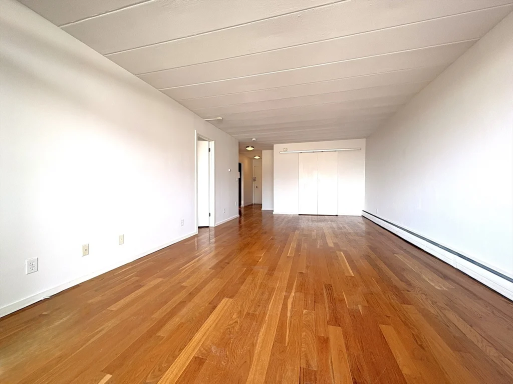 345 Harvard St, Mid-Cambridge