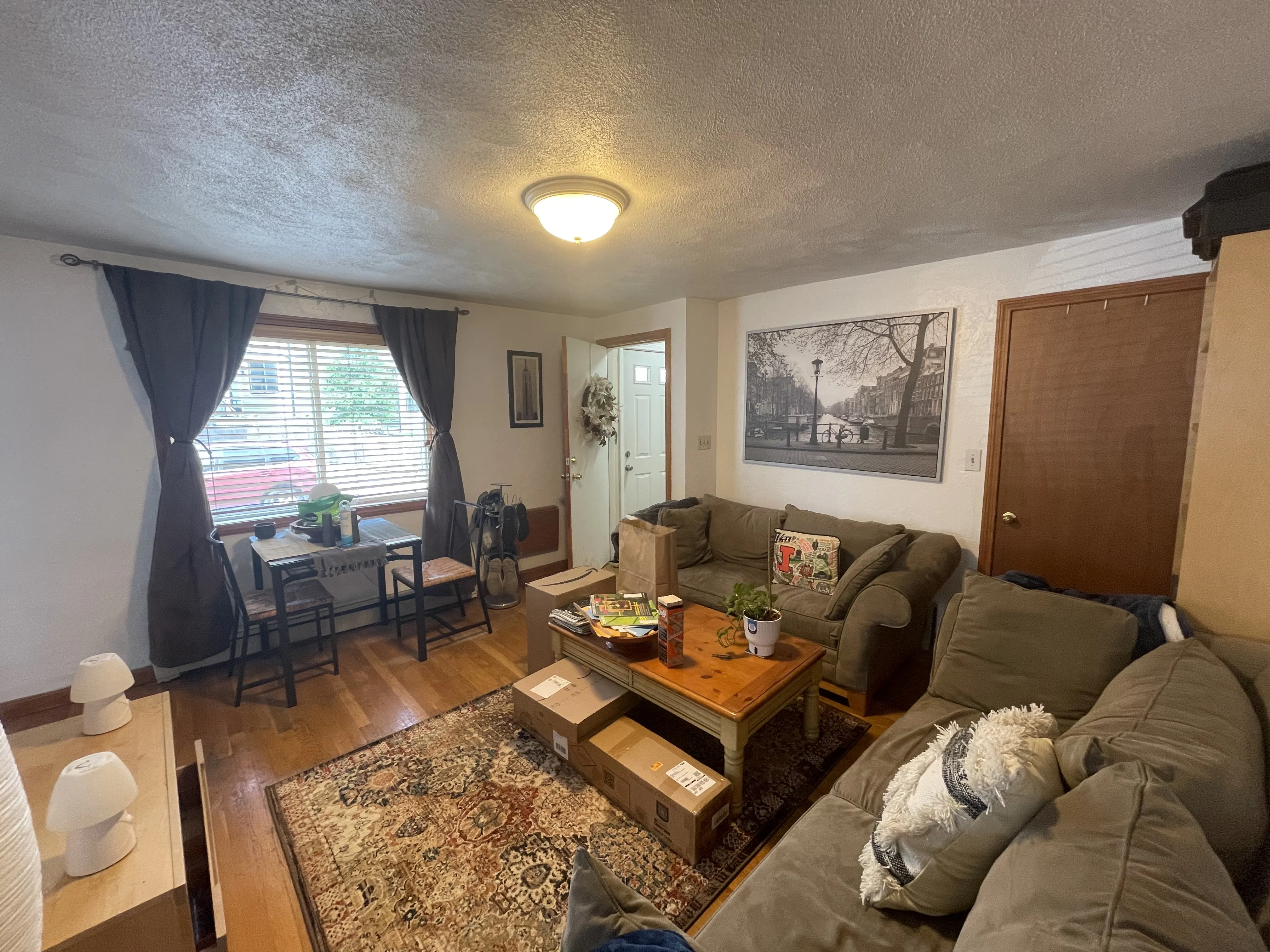 30 Murdock St, Powder House Square