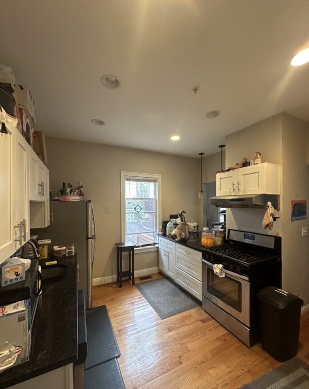 171 Walnut St, Winter Hill