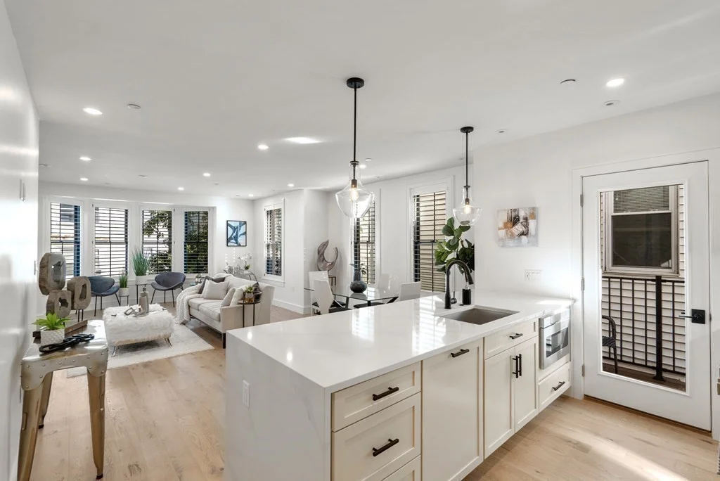 57 Saratoga St, East Boston