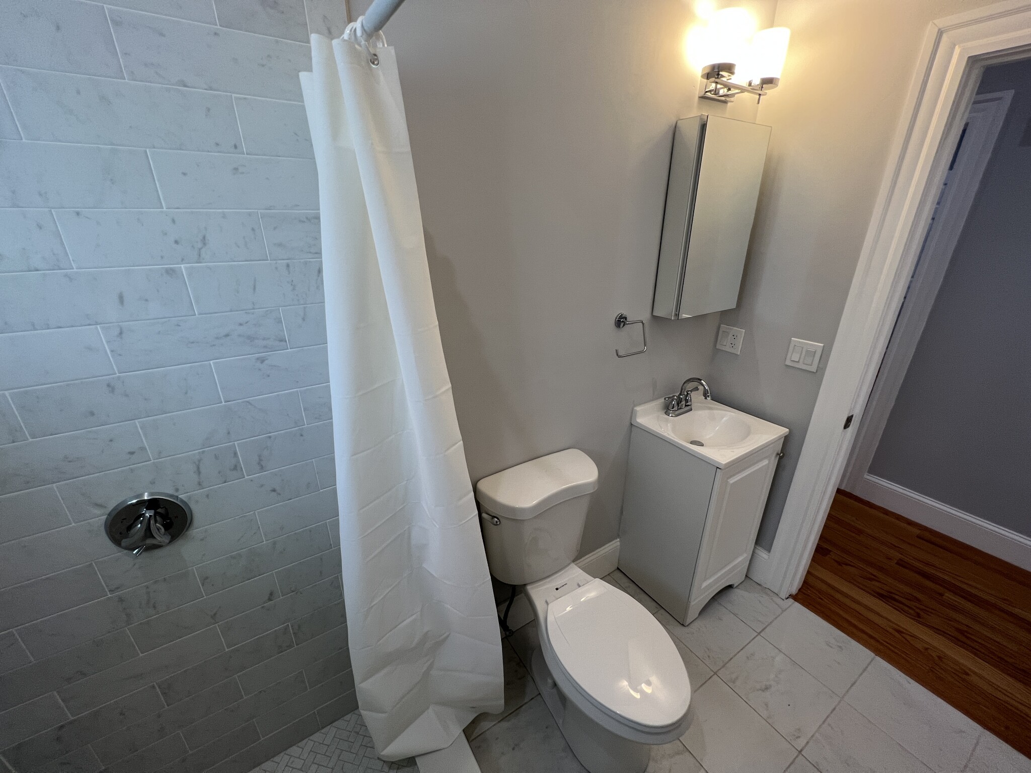 29 Alpine St, Powder House Square