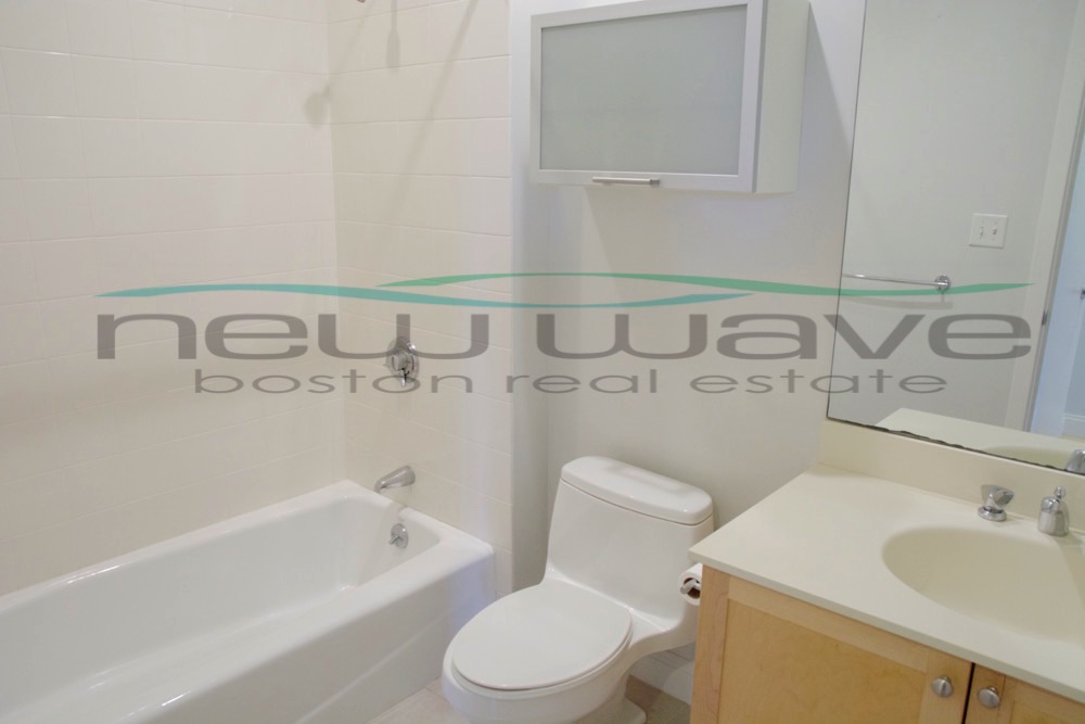 490 Harrison Ave, South End